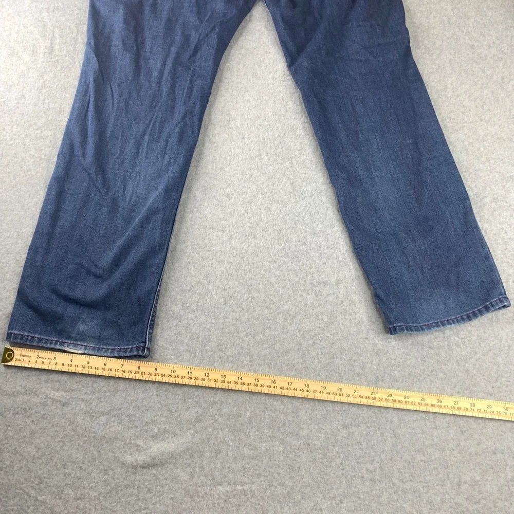 Tommy Bahama Jeans Mens 38x32 Blue Straight Leg Denim Medium Wash Classic